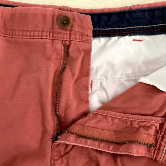 Excellent Condition!! 100% Cotton IZOD Men's Shorts in Salmon (Red/Pink) Sz 34 - Picture 5 of 6